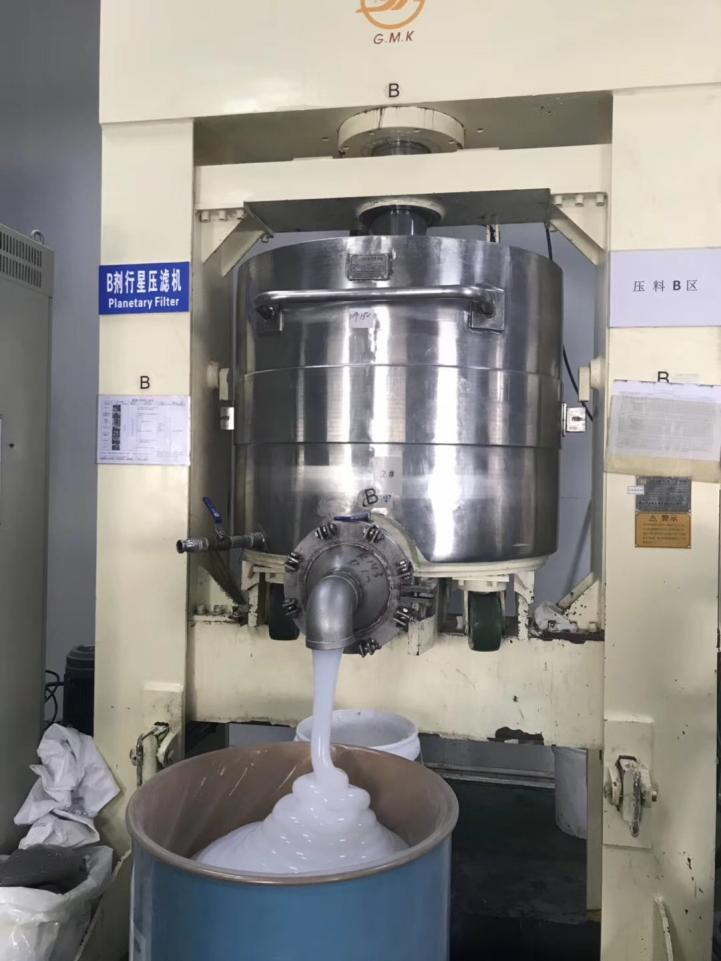 模壓模具硅膠制品有什么優(yōu)點(diǎn)？